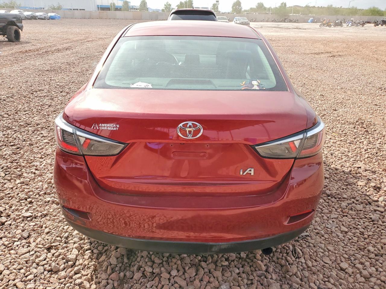 2018 Toyota Yaris Ia - Фото 6