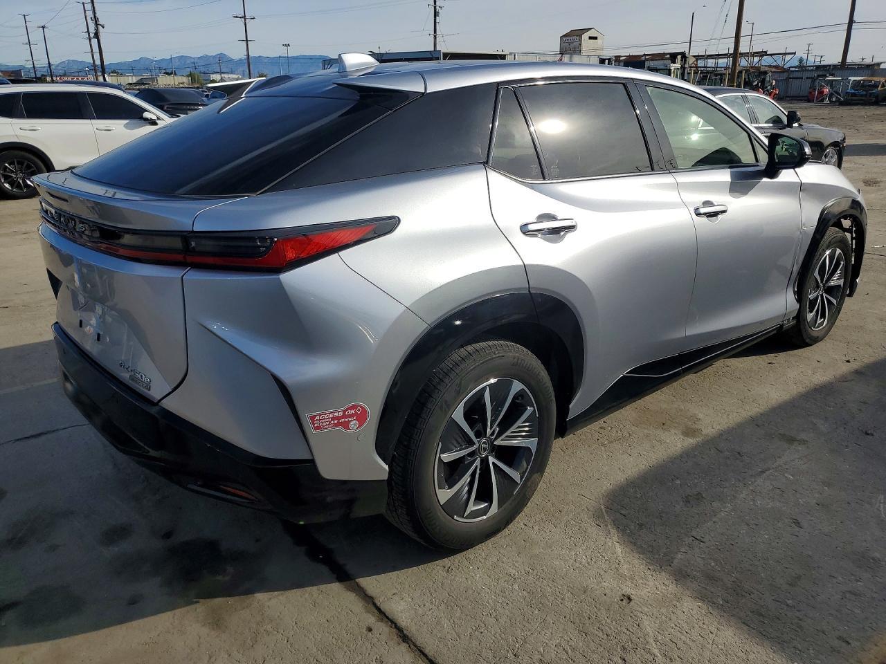 2023 Lexus Rz 450E - Фото 3