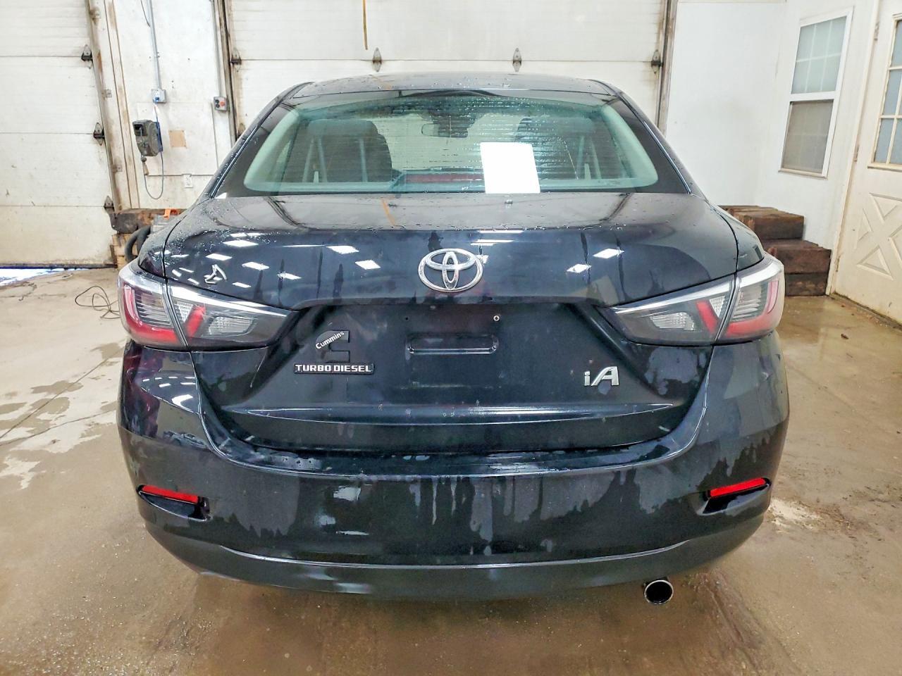 2017 Toyota Yaris Ia Base - Image 6