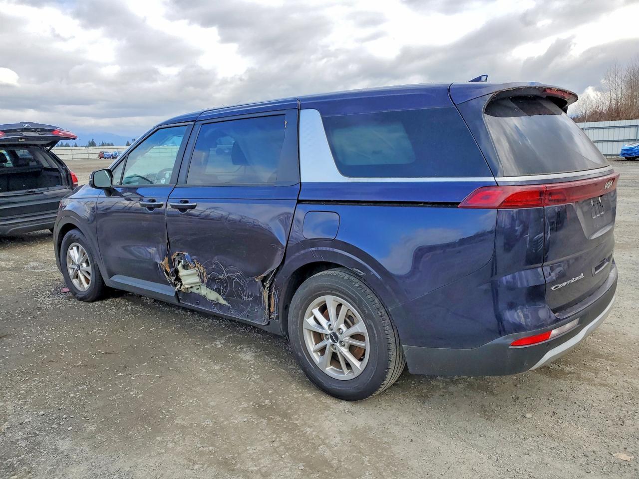 2022 Kia Carnivalxe - Фото 2