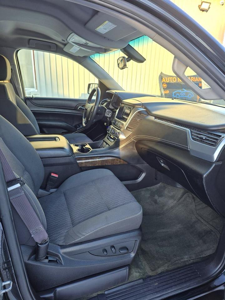 2016 Chev Tahoe Poli Black - Фото 5