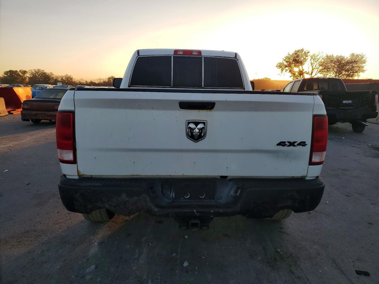 2012 Dodge Ram 1500 St - Фото 6