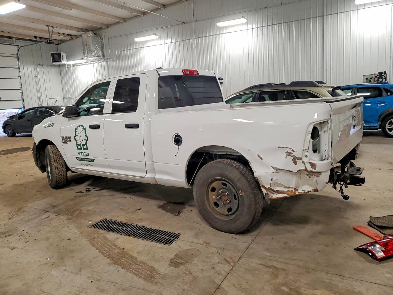 2021 Ram 1500 Classic Tradesman - Фото 2