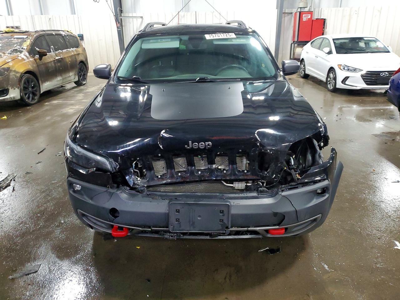 2019 Jeep Cherokee Trailhawk - Фото 5