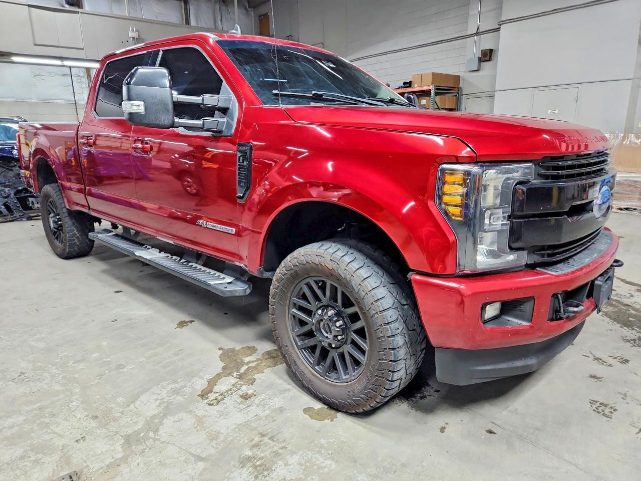 2019 Ford F250 Super Duty - Фото 4