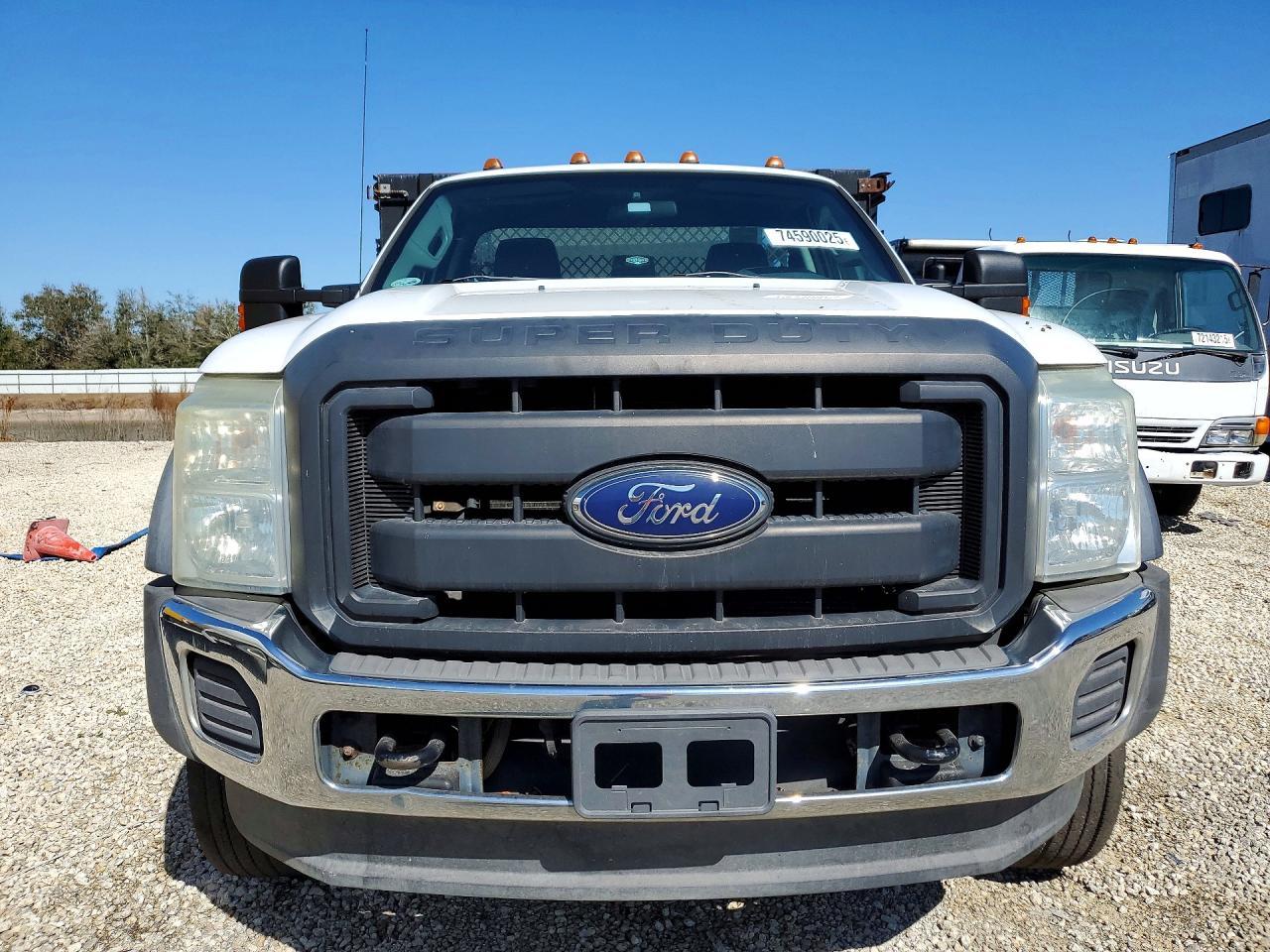2015 Ford F550 Super Duty - Фото 5