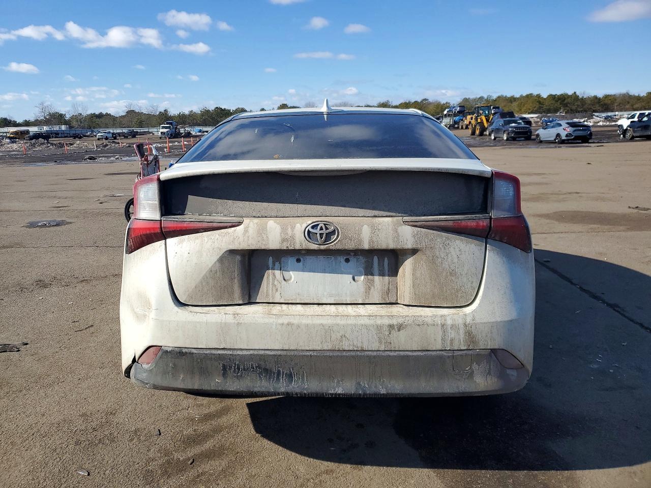 2019 Toyota Prius - Фото 6