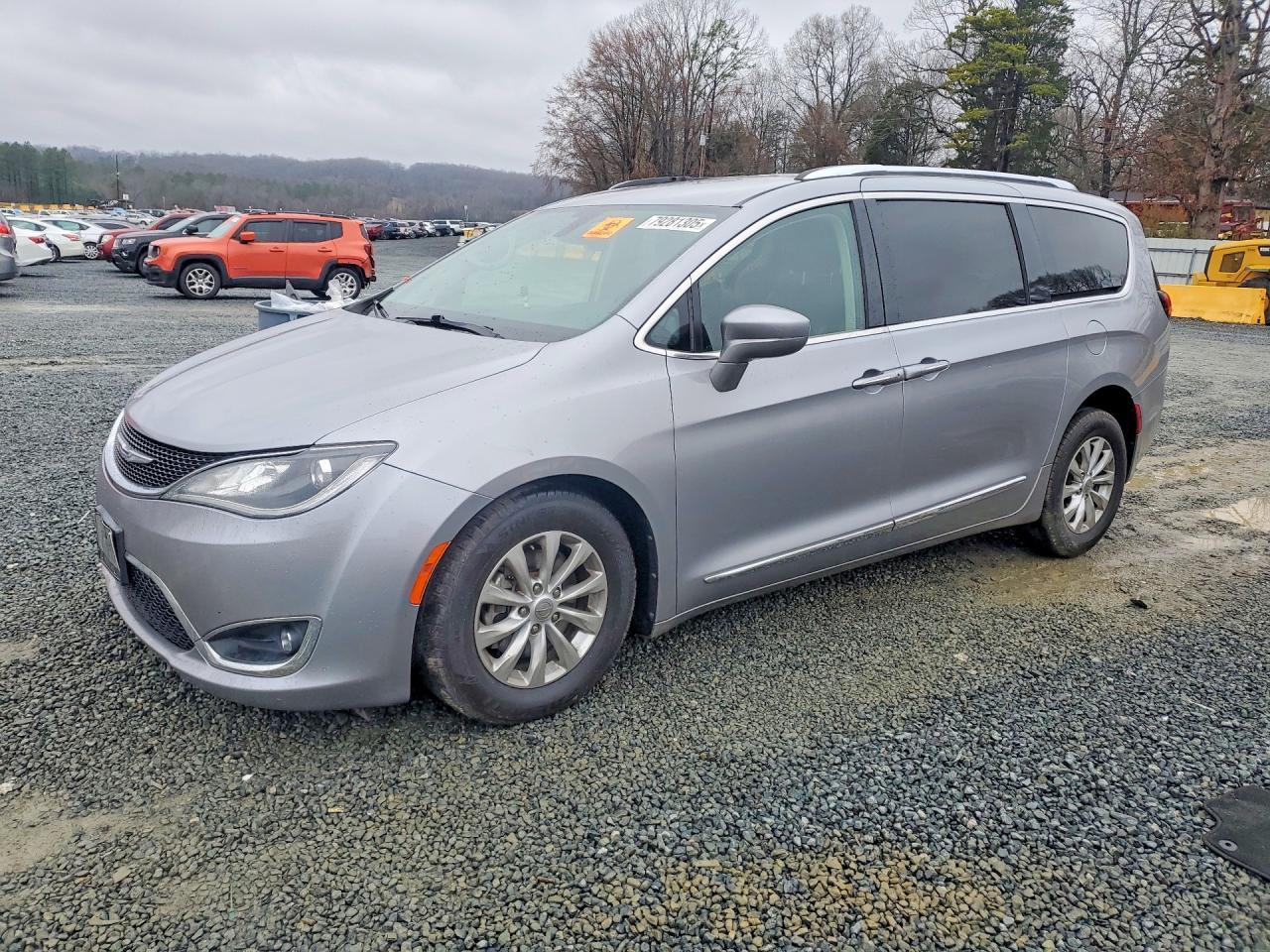 2018 Chrysler Pacifica Touring L