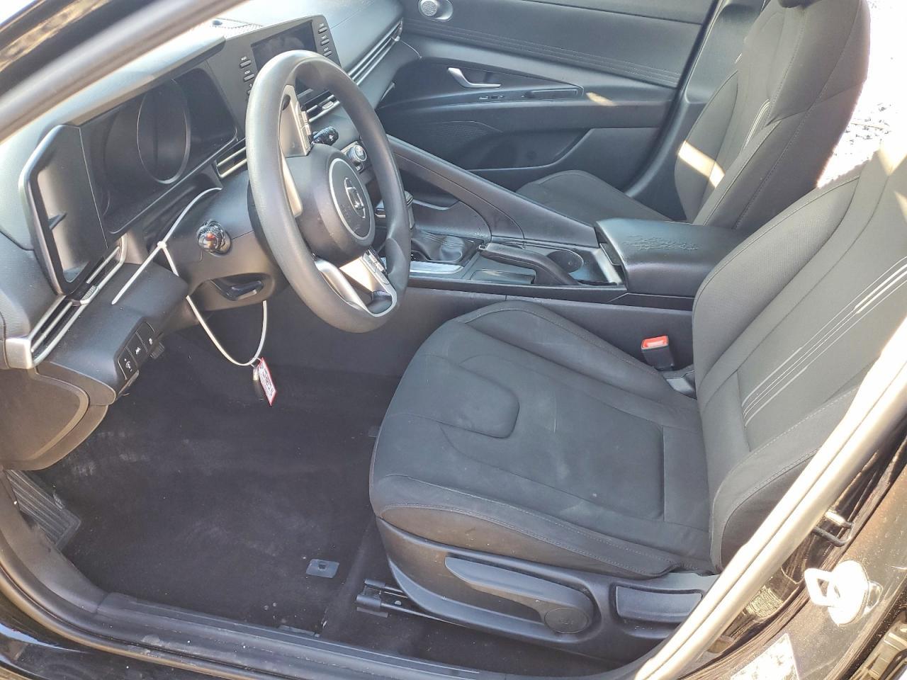 2023 Hyundai Elantra Sel - Фото 7