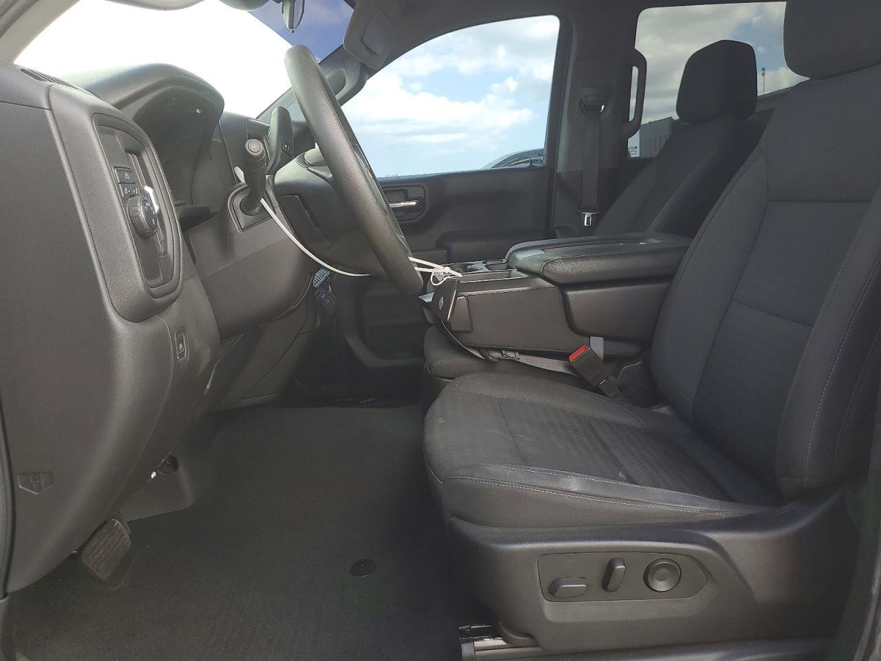 2022 Chevrolet Silverado C1500 Custom - Фото 7