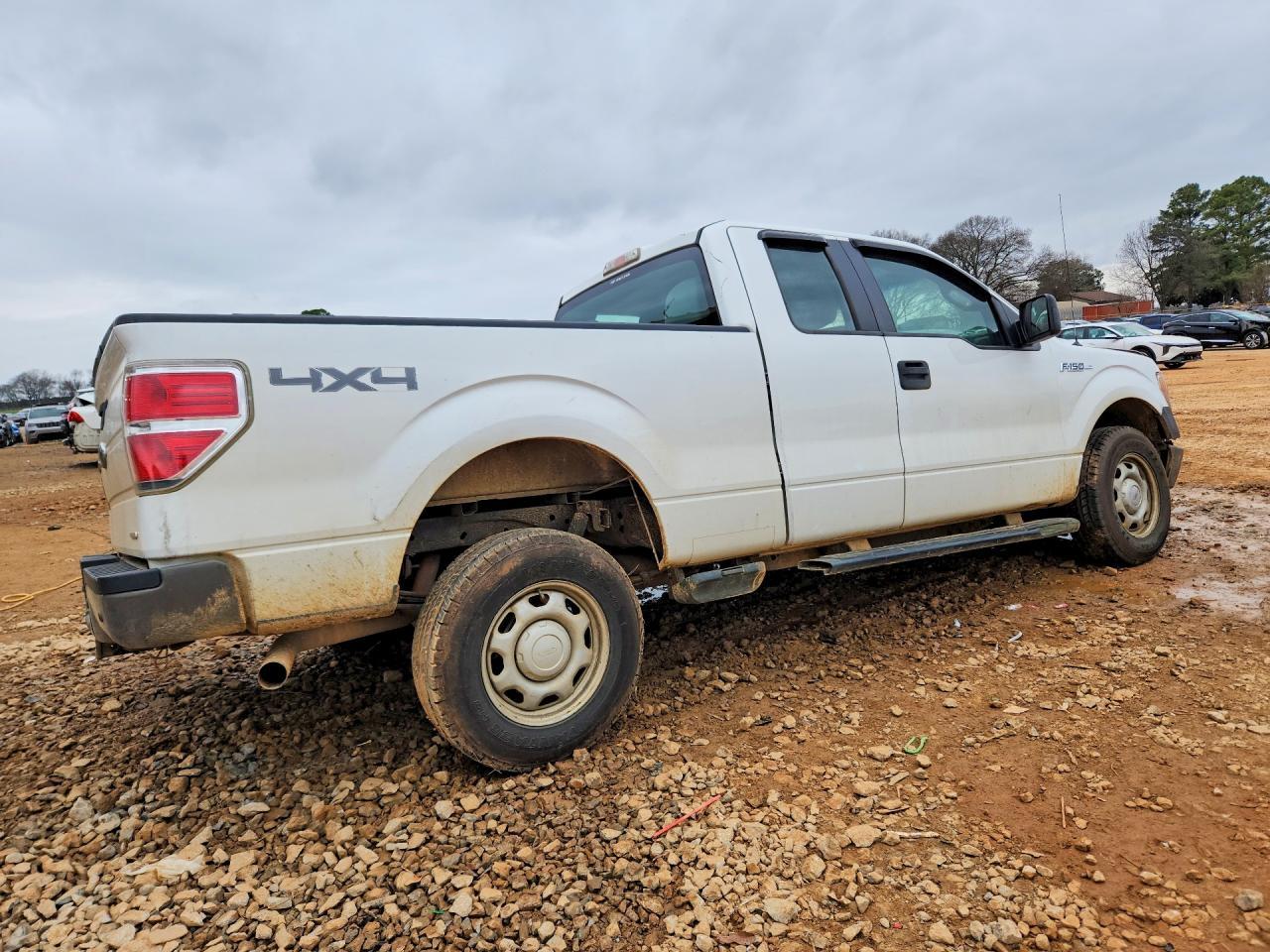 2013 Ford F150 Super Cab - Фото 3