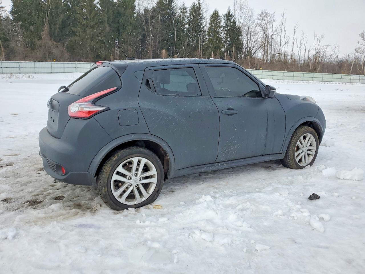 2015 Nissan Juke Sl - Image 3