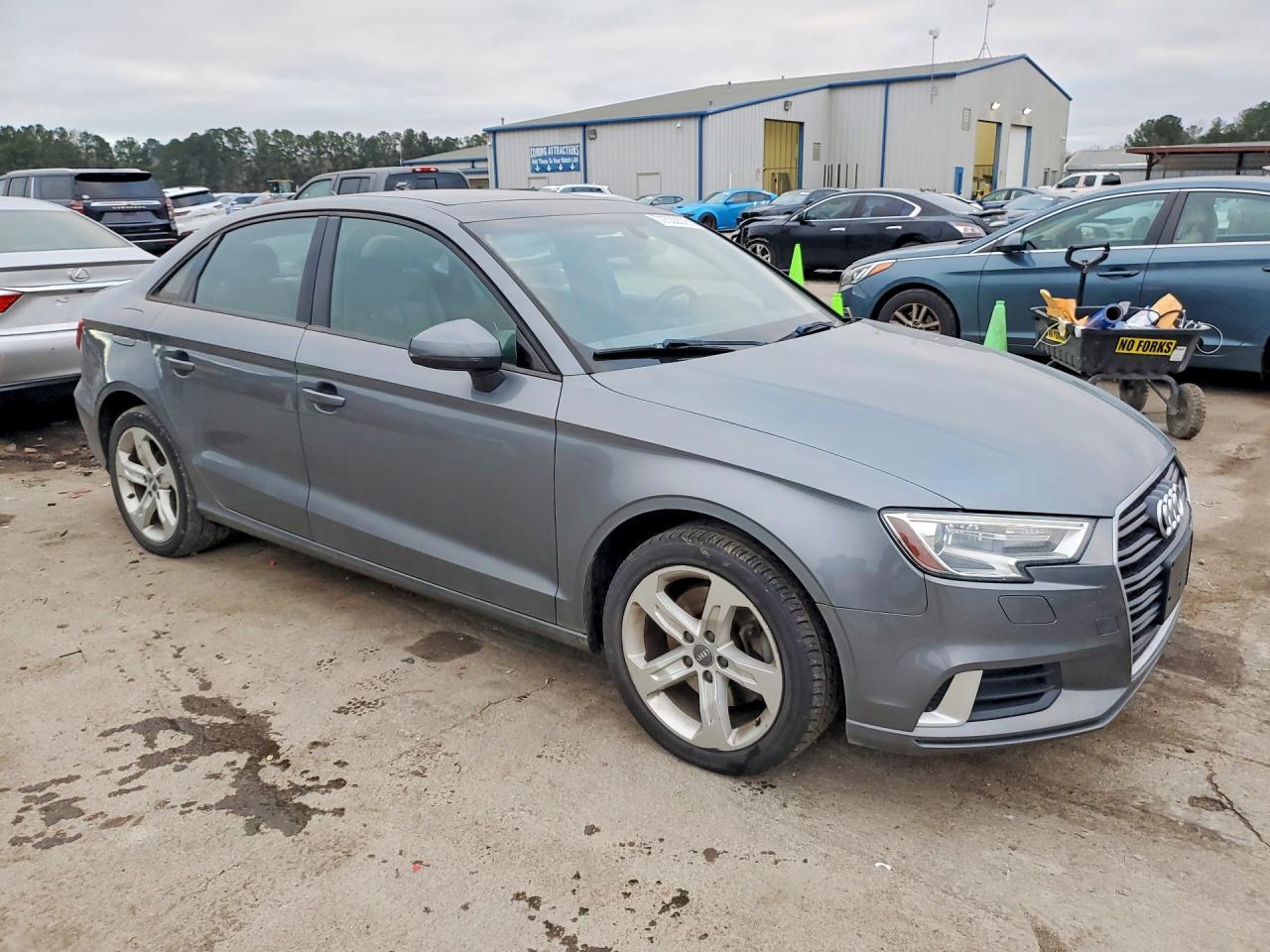 2018 Audi A3 Premium - Фото 4