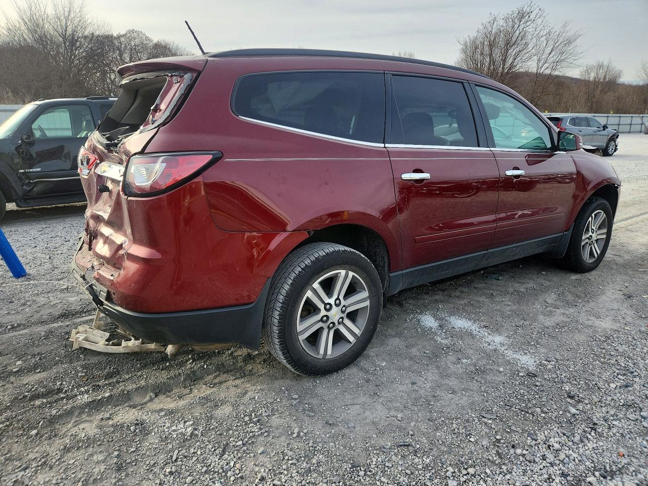 2017 Chevrolet Traverse Lt - Image 3
