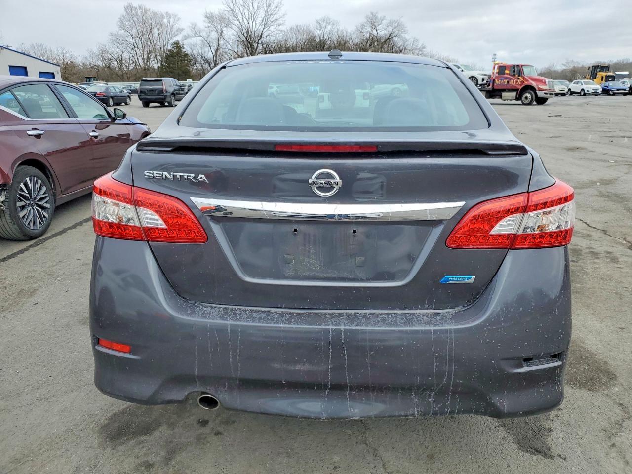 2014 Nissan Sentra S - Фото 6