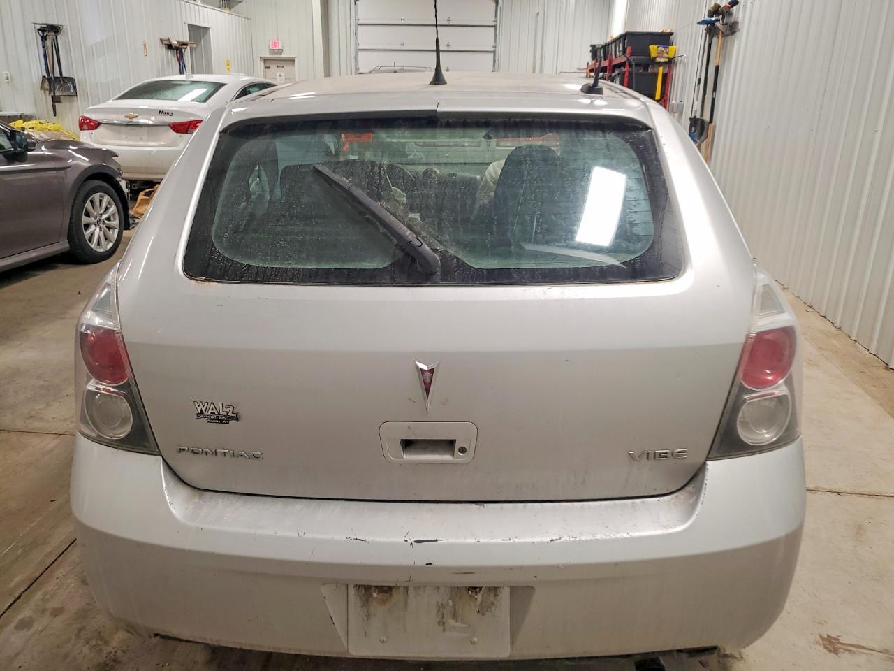 2010 Pontiac Vibe - Фото 6