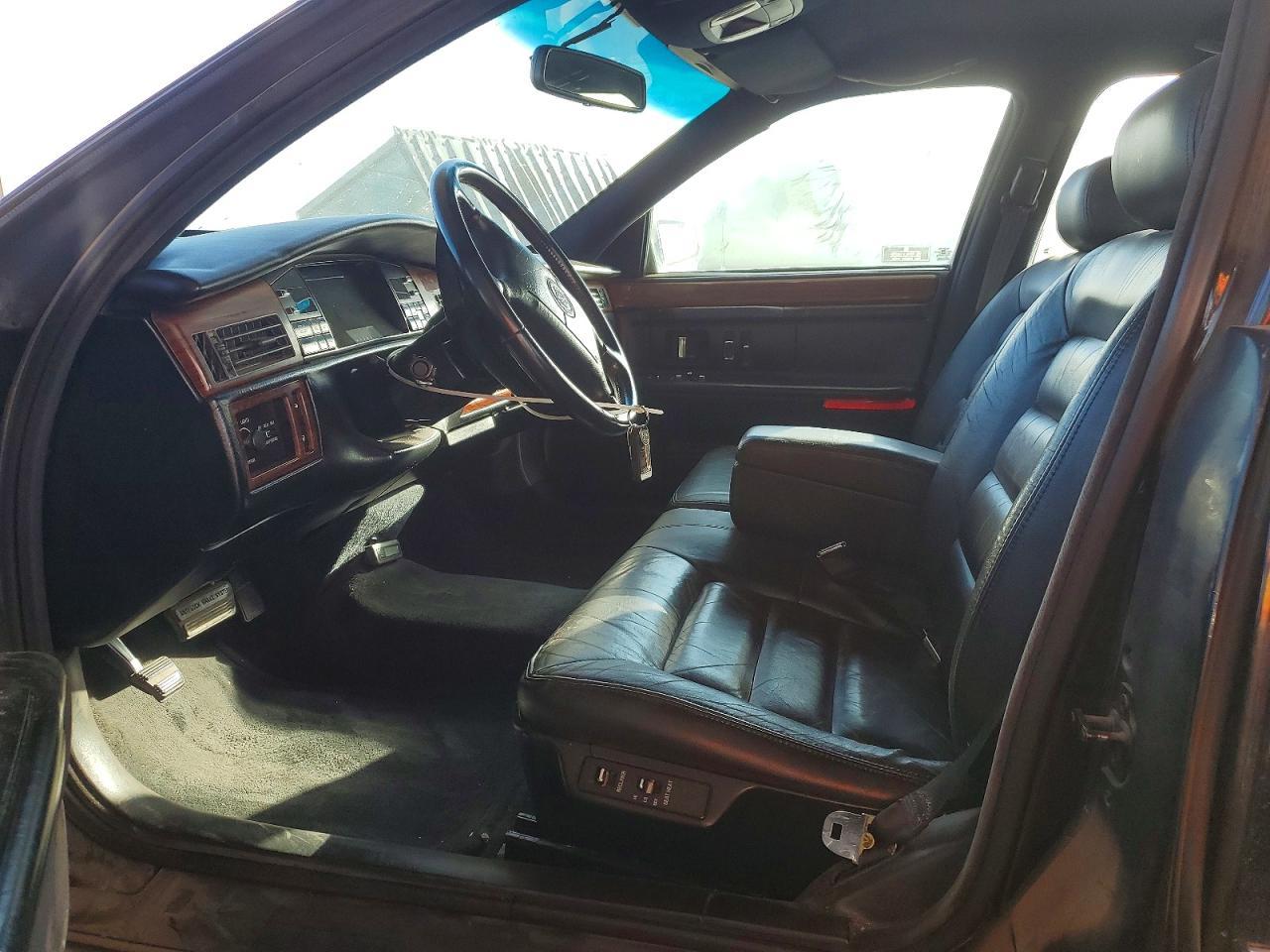 1994 Cadillac Deville - Фото 7