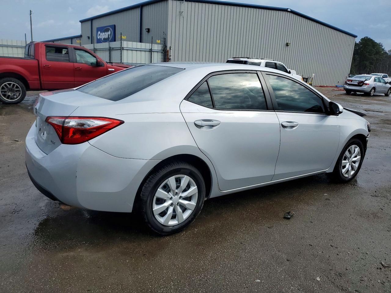 2014 Toyota Corolla Le - Фото 3