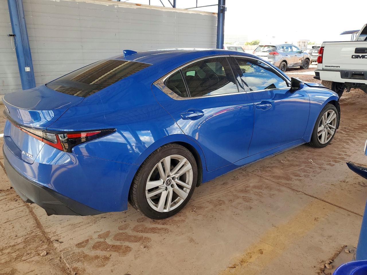 2021 Lexus Is 300 - Фото 3