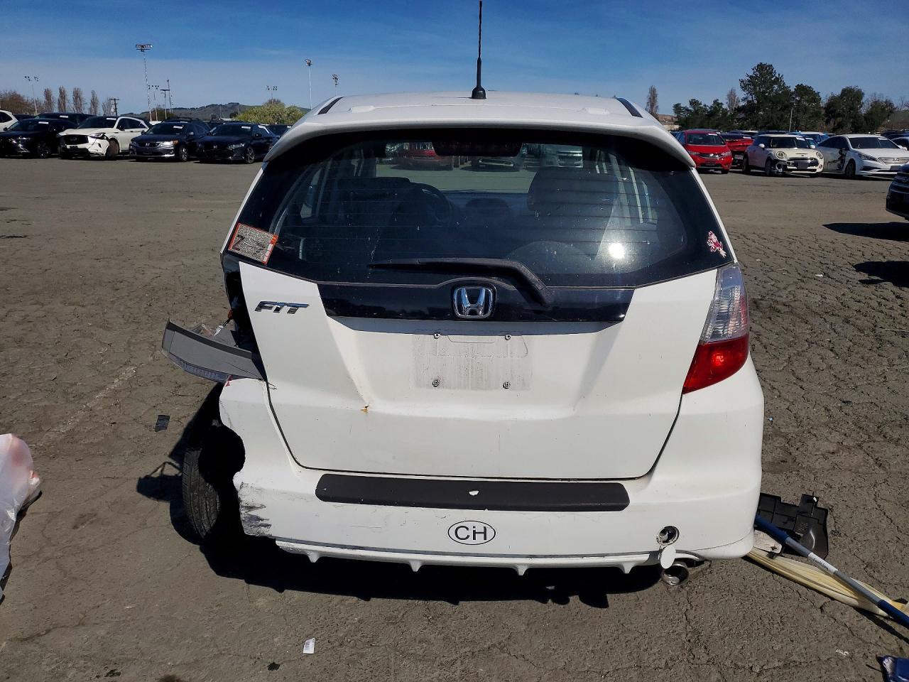 2011 Honda Fit Sport - Image 6