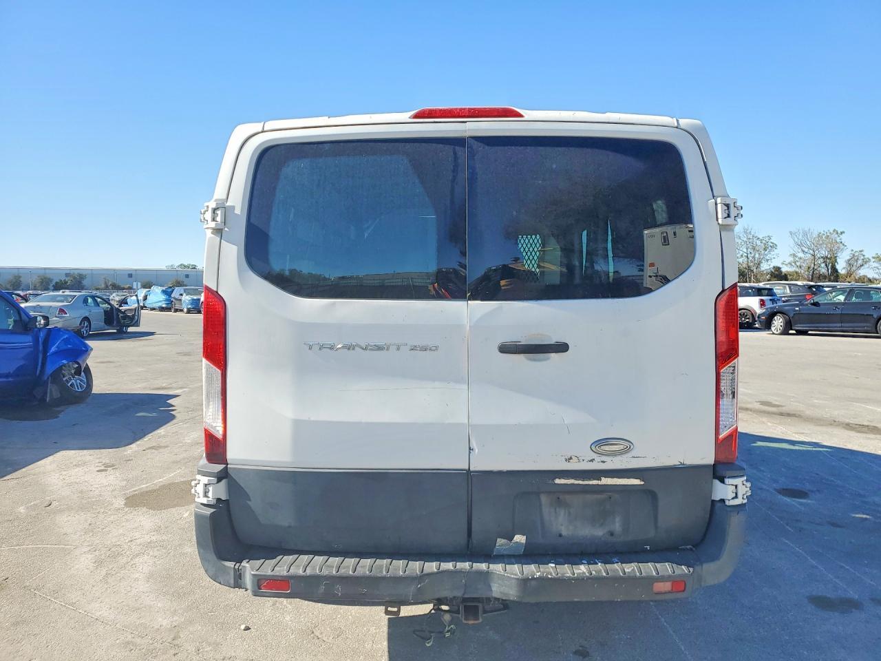 2015 Ford Transit T-250 Utility / Service Van - Image 6