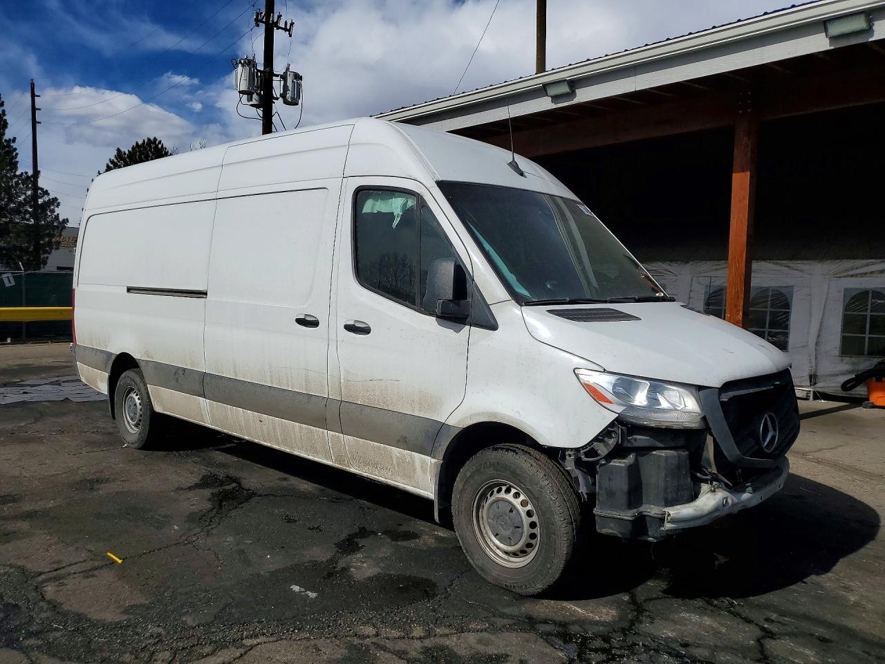 2022 Mercedes-Benz Sprinter 2500 - Image 4