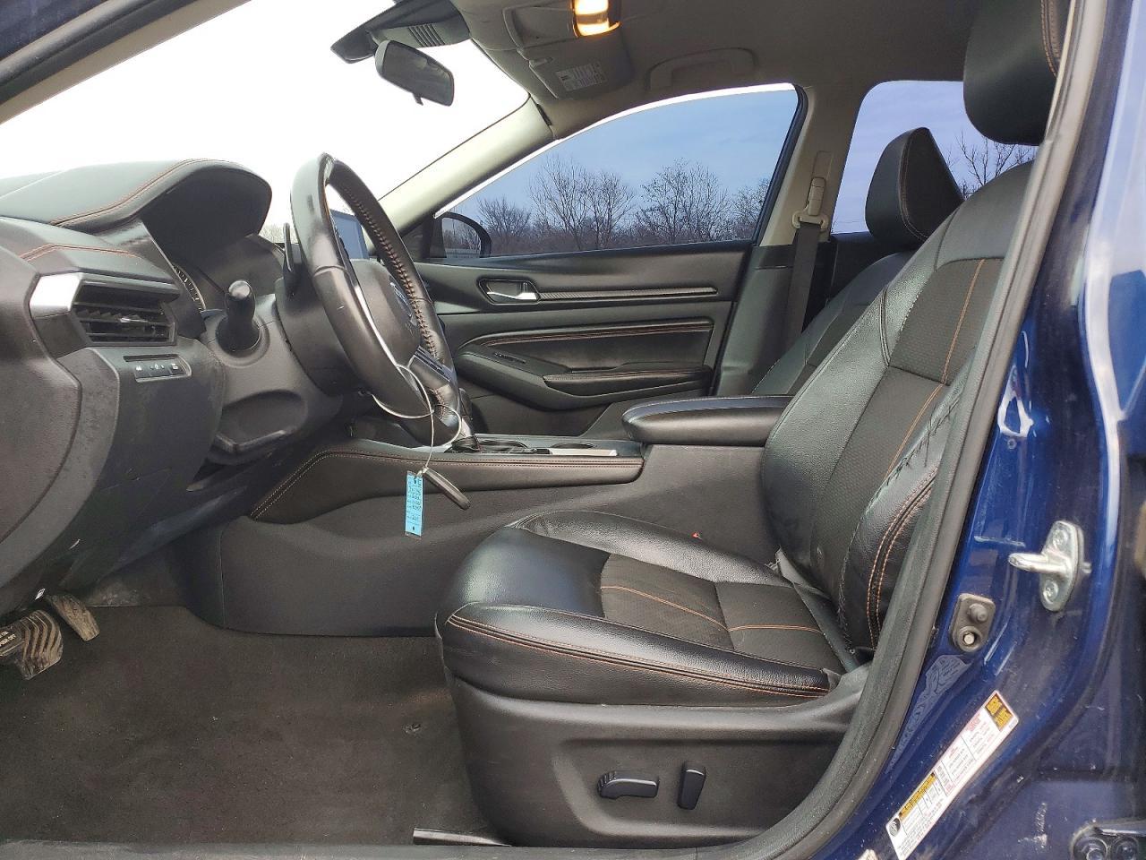 2022 Nissan Altima 2.5 Sr - Image 7