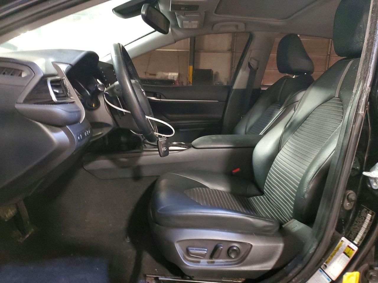 2021 Toyota Camry Se - Image 7