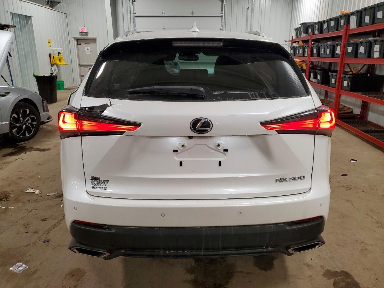 2020 Lexus Nx 300 - Фото 6