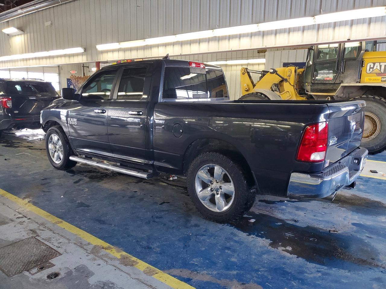 2016 Ram 1500 Slt - Image 2