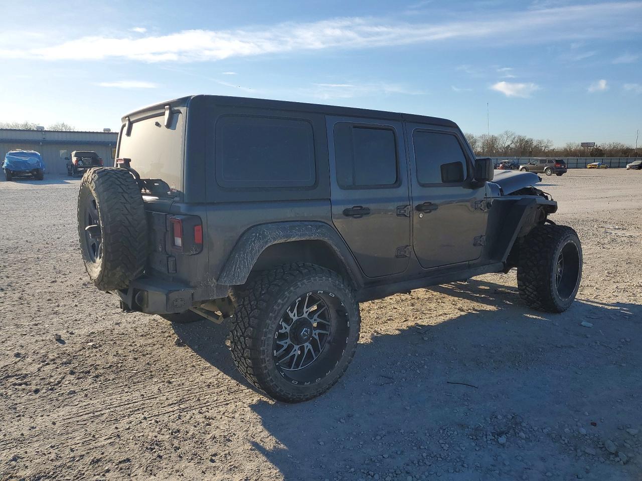 2021 Jeep Wrangler Unlimited Sport - Фото 3