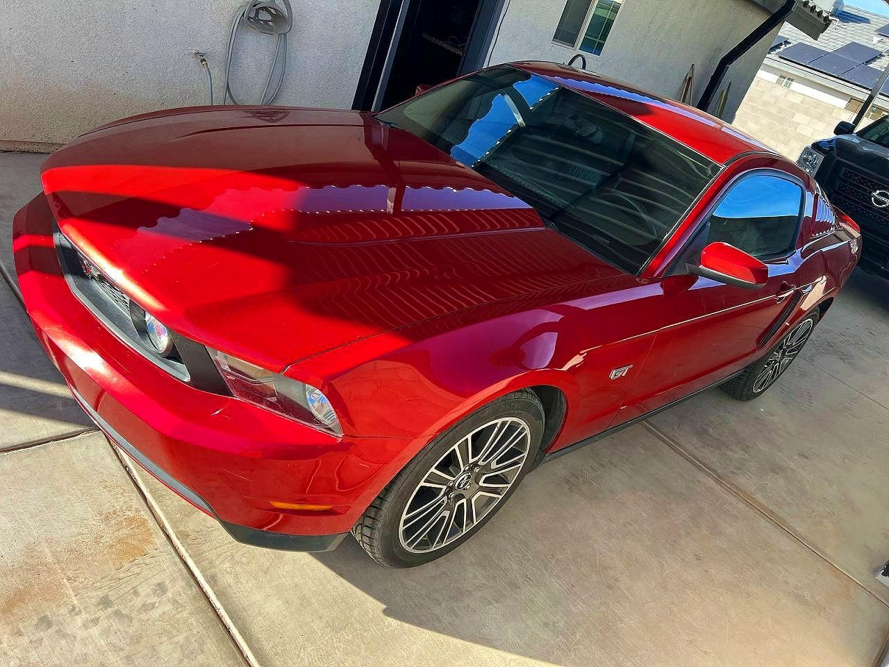 2010 Ford Mustang Gt - Image 2