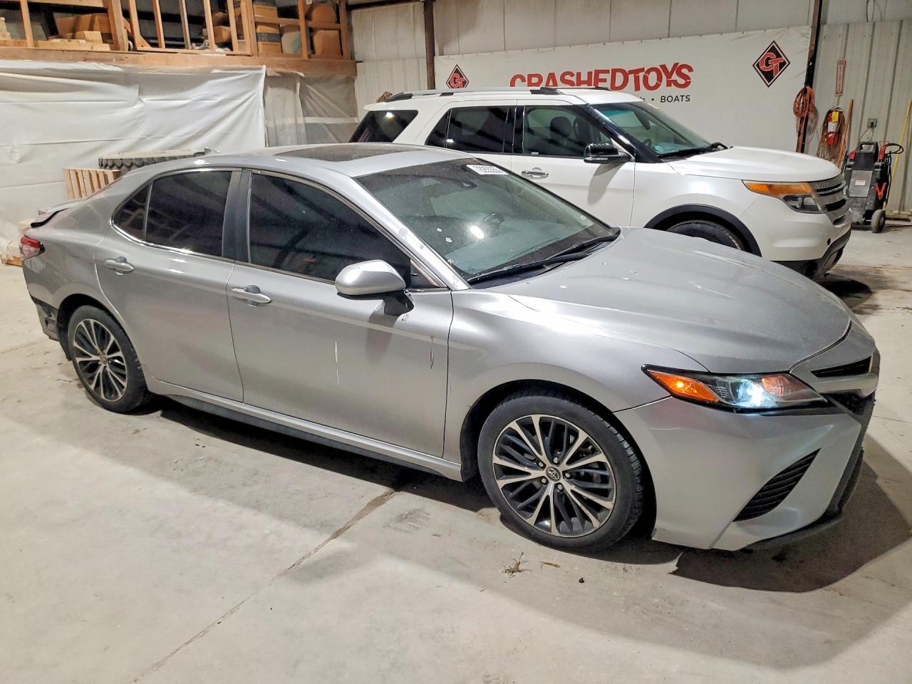 2019 Toyota Camry L - Фото 4