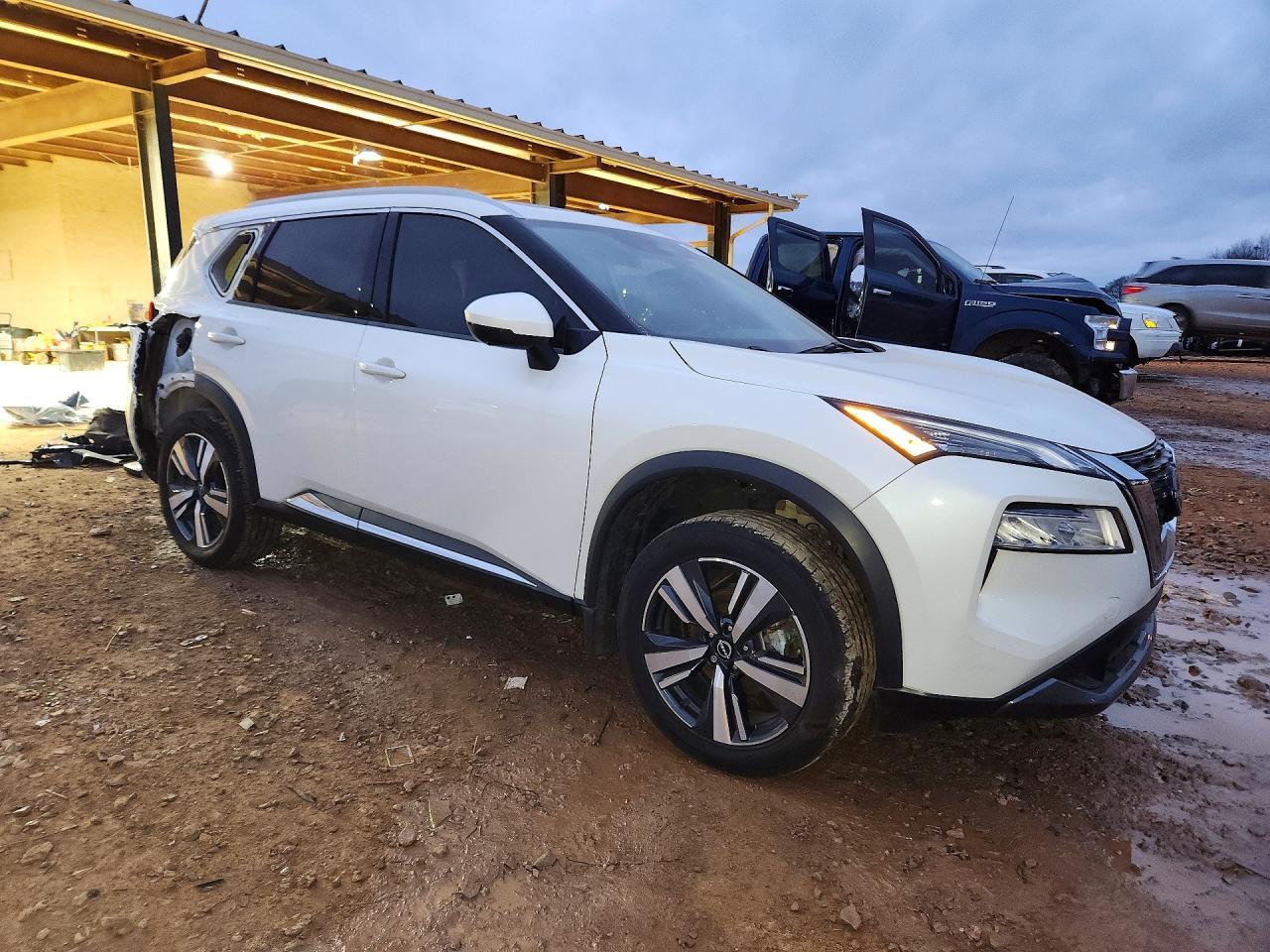 2023 Nissan Rogue Sl - Фото 4