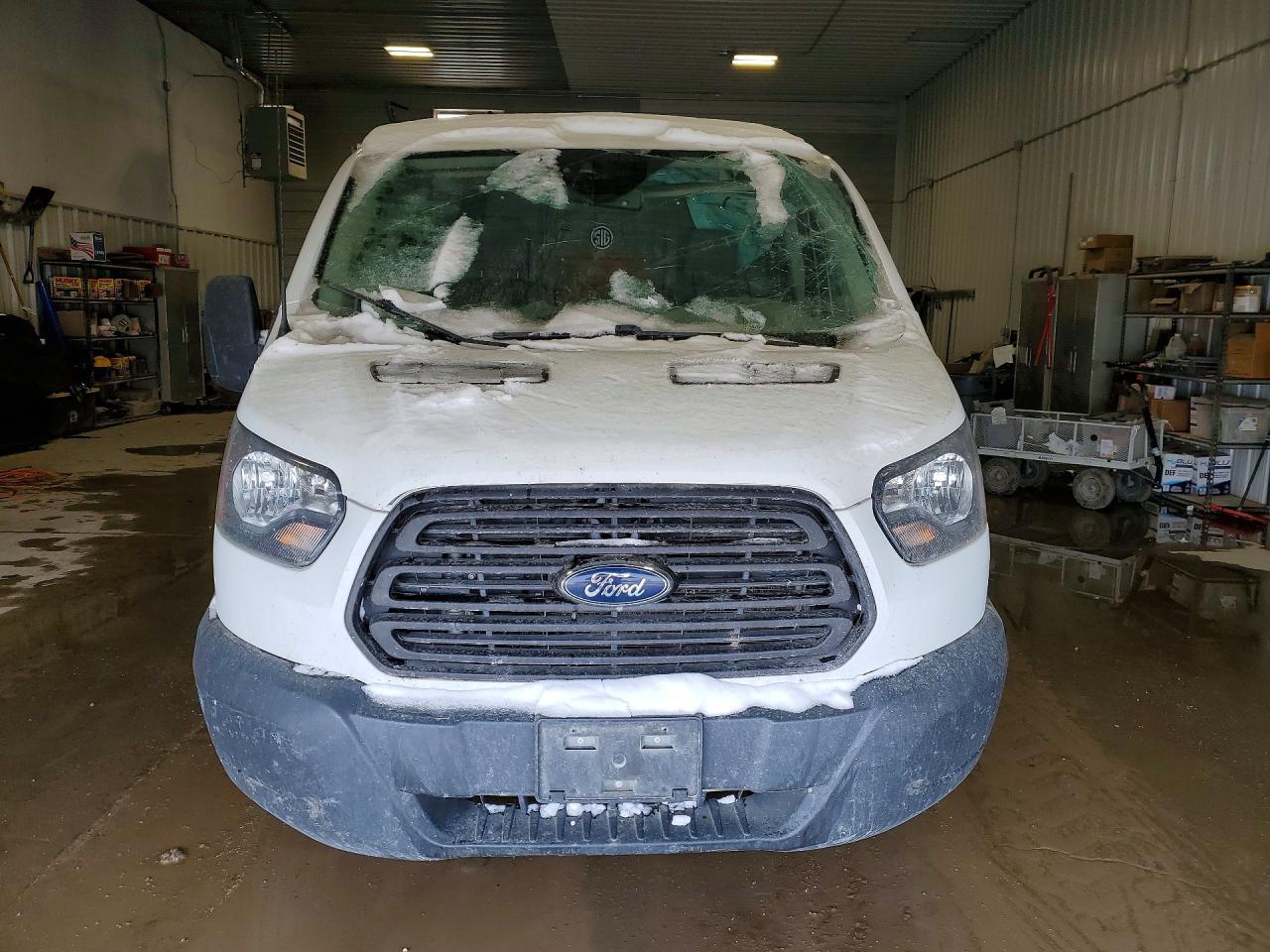 2017 Ford Transit 150 Utility / Service Van - Фото 5