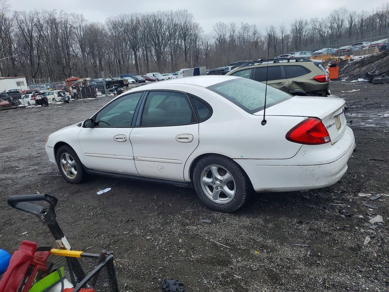 2002 Ford Taurus Ses - Фото 2