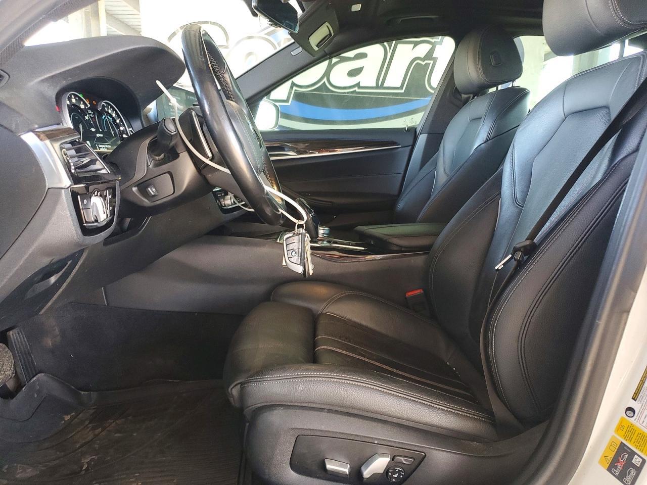 2018 BMW 530Xe - Фото 7