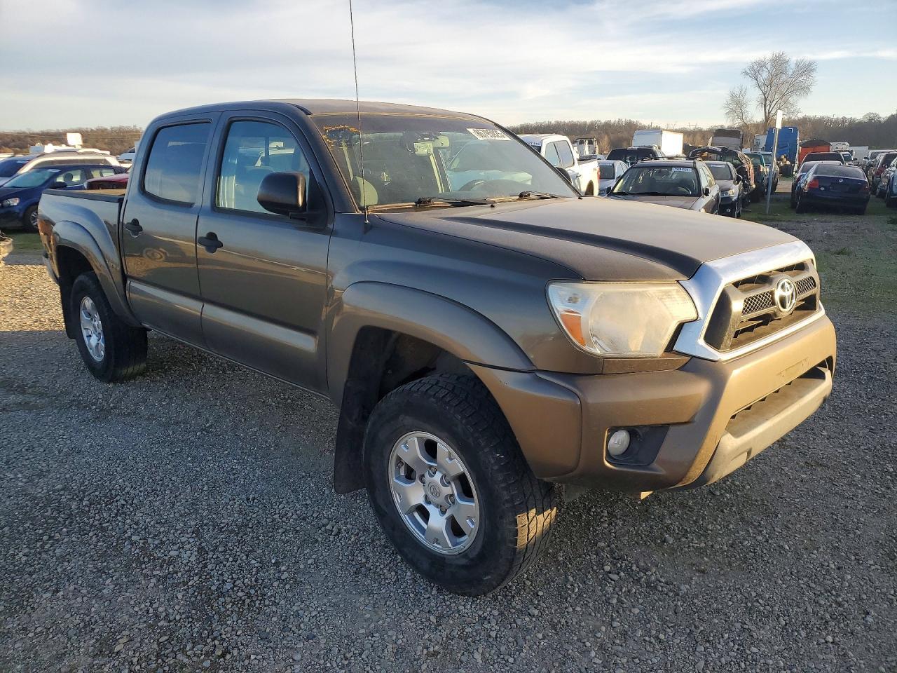 2013 Toyota Tacoma Double Cab - Фото 4