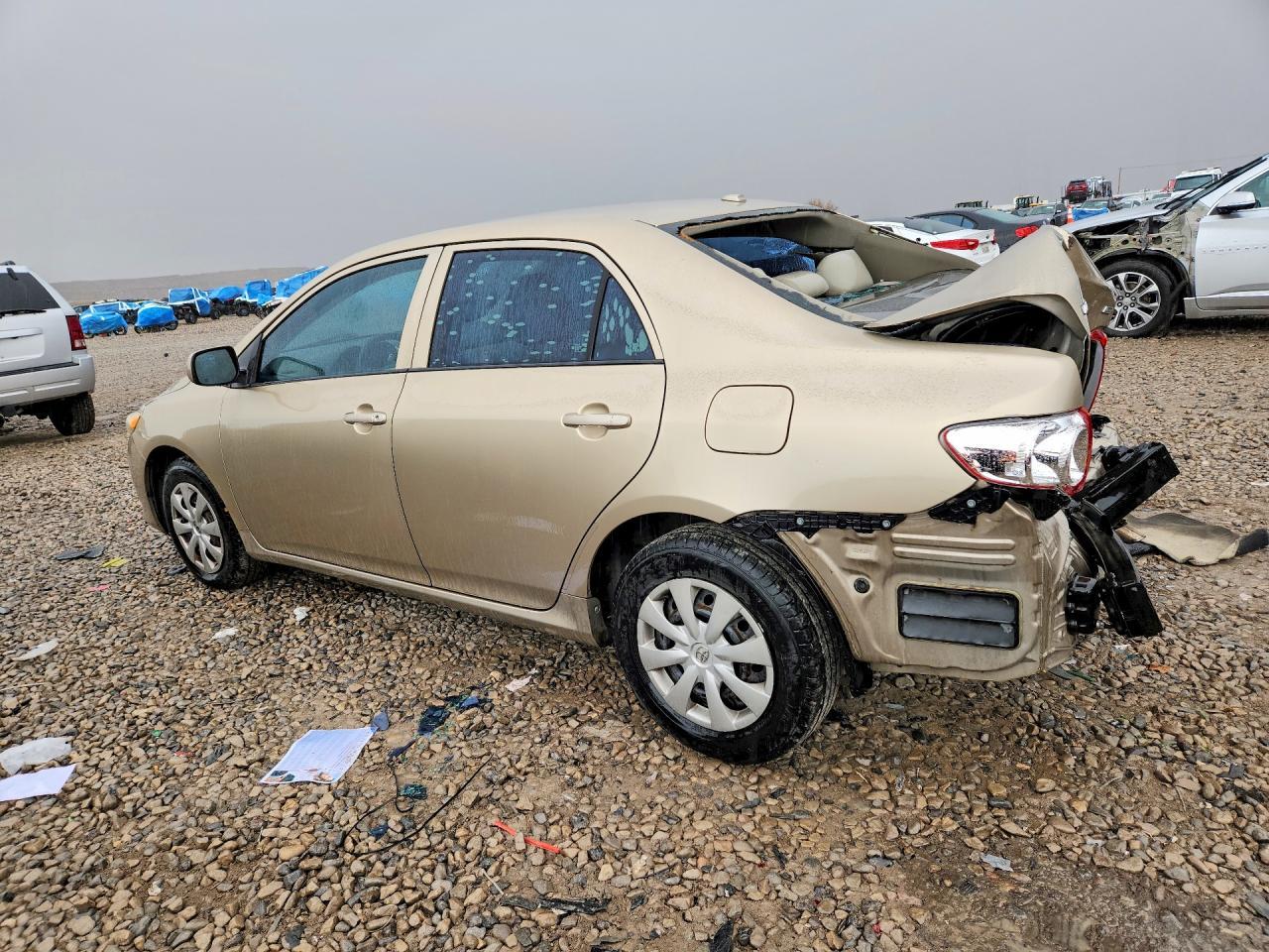 2010 Toyota Corolla Base - Фото 2