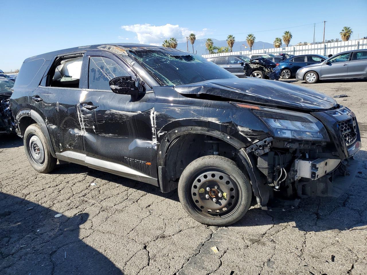 2023 Nissan Pathfinder Sv - Фото 4