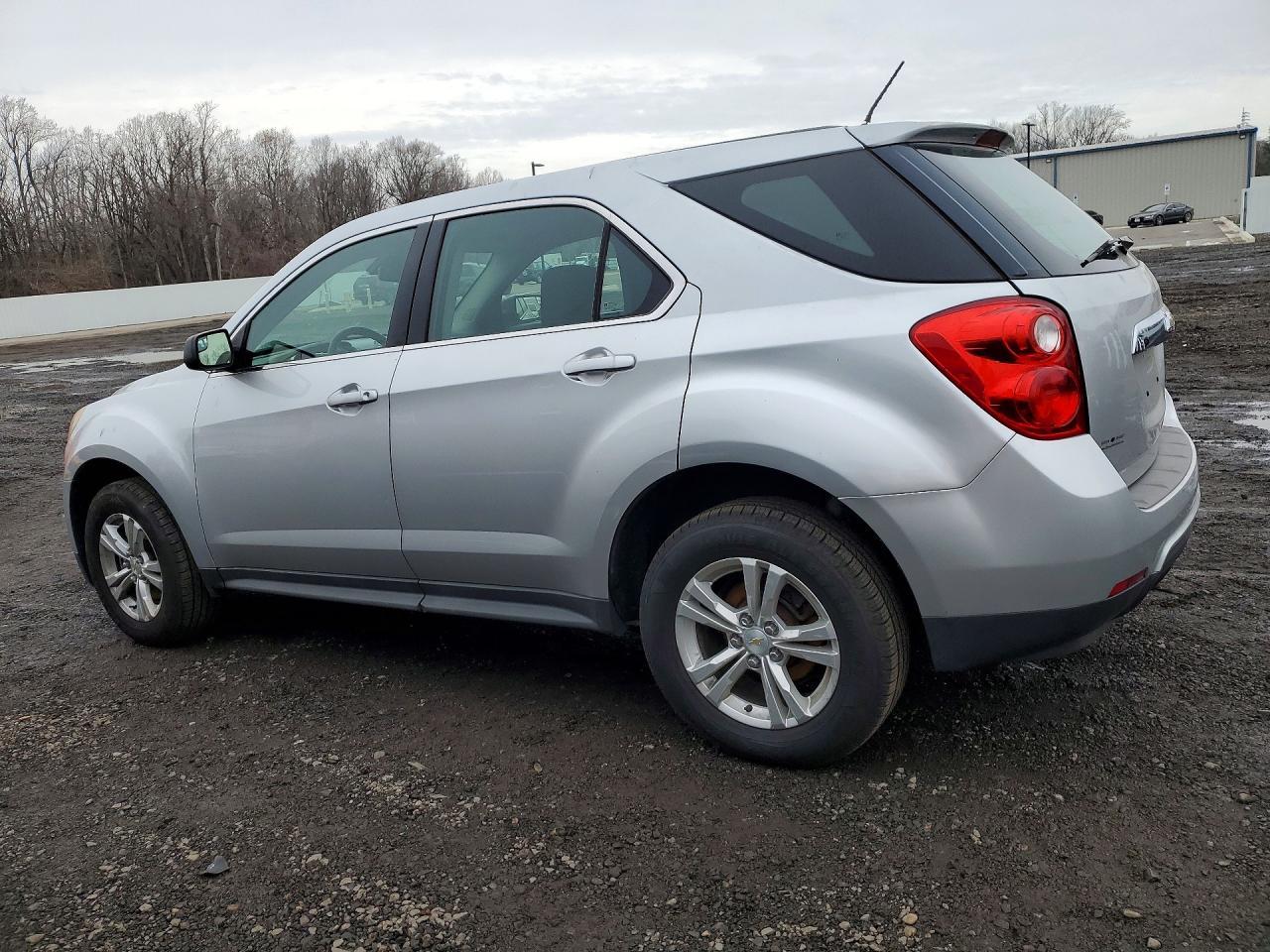 2013 Chevrolet Equinox Ls - Фото 2