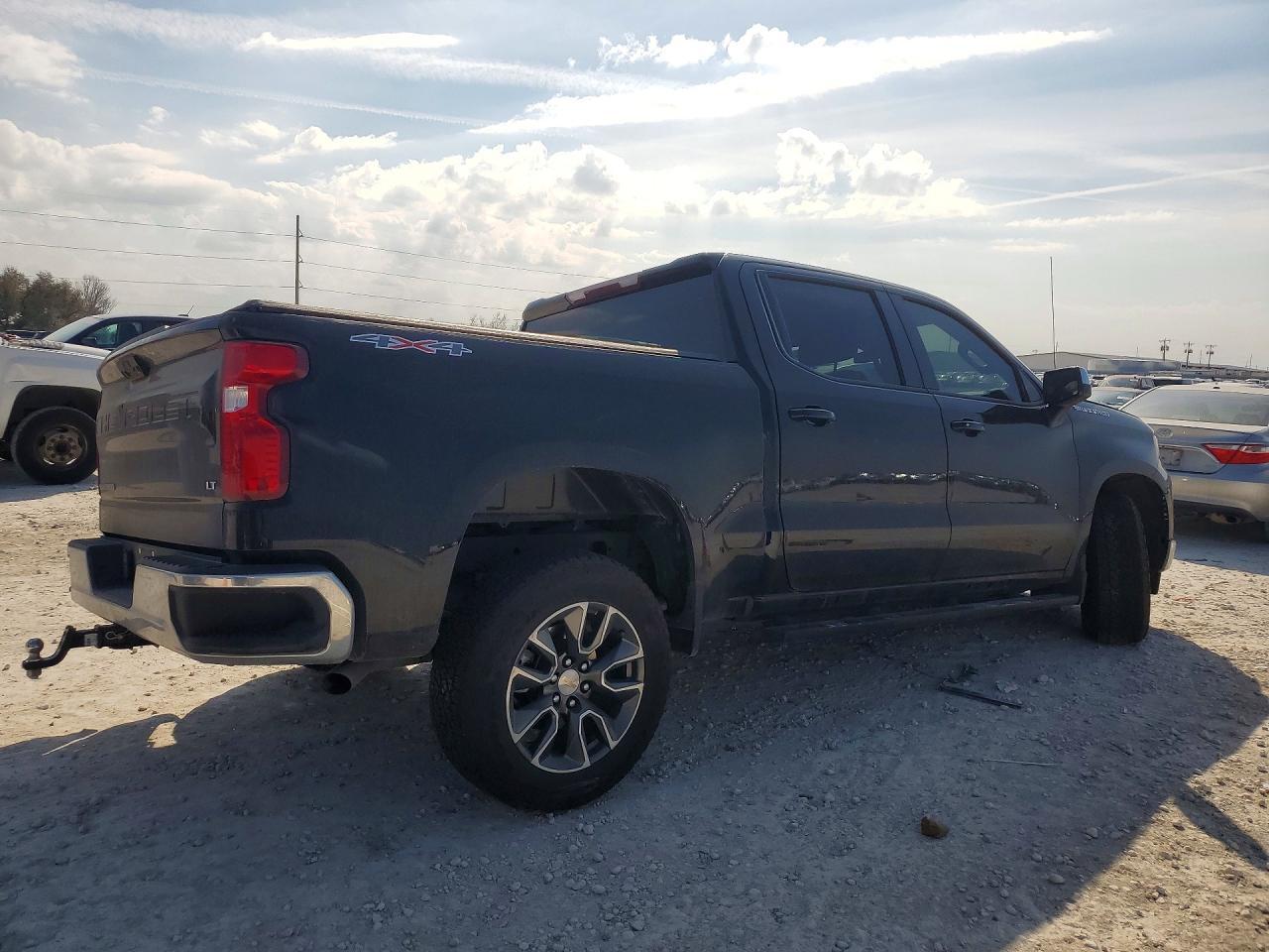 2025 Chevrolet Silverado K1500 Lt-L - Image 3