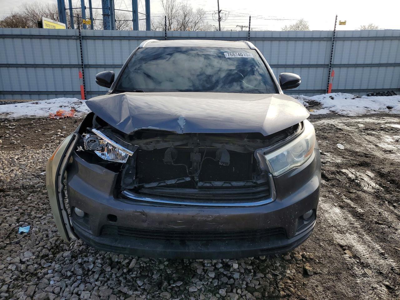 2016 Toyota Highlander Xle - Image 5