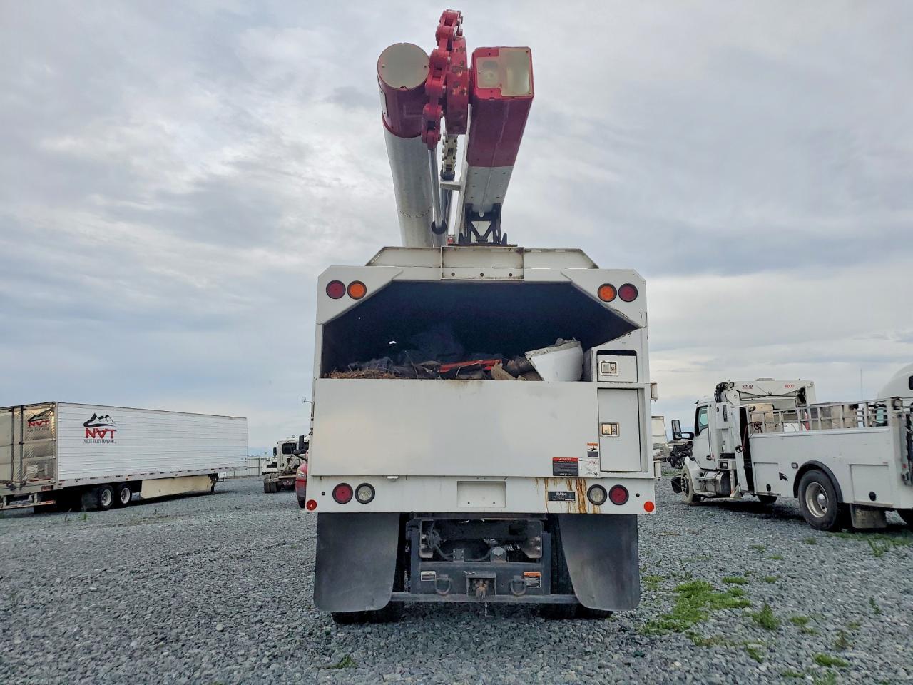 2022 Ford F750 Super Duty Forestry Bucket Truck - Фото 6