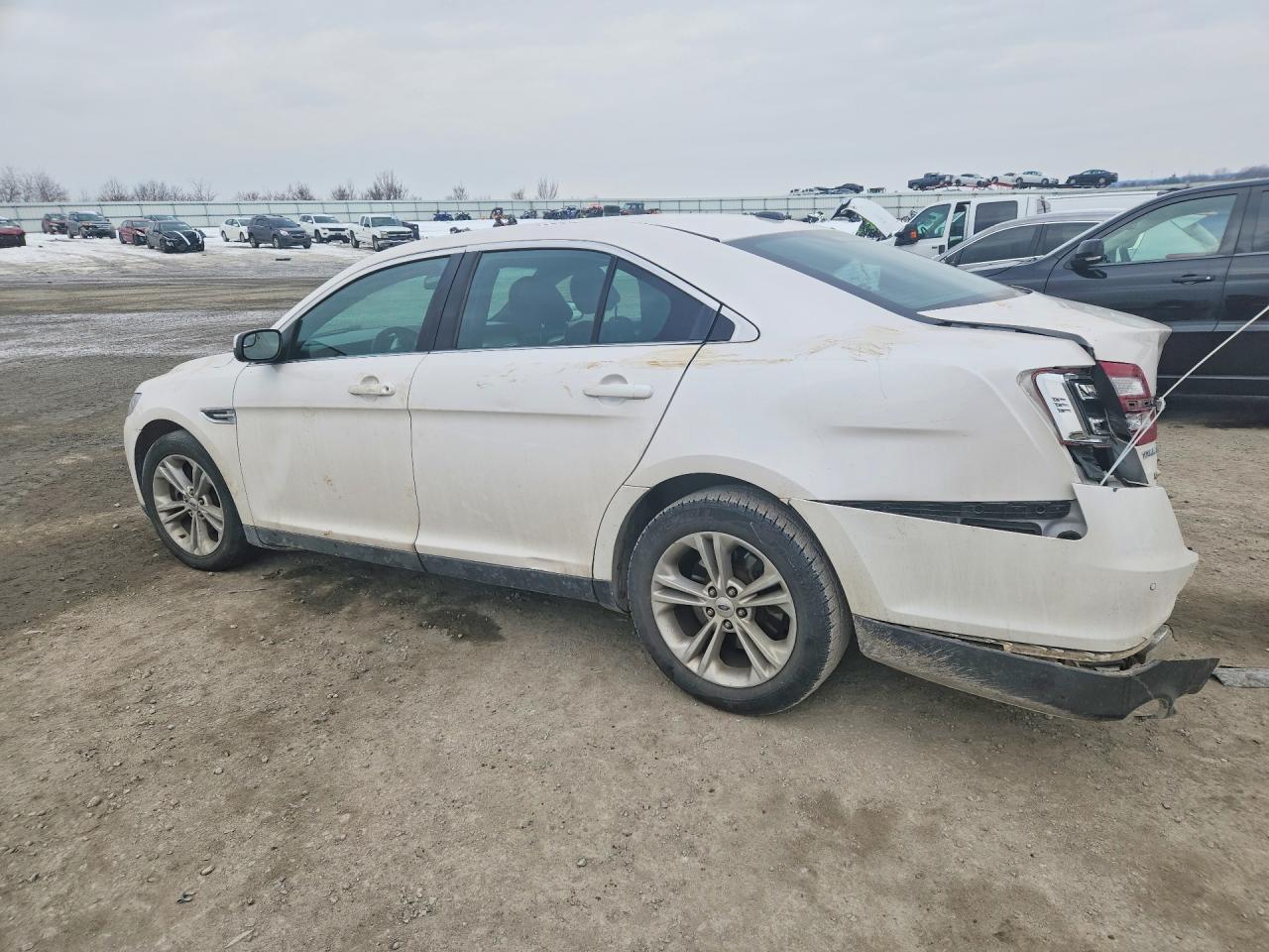 2019 Ford Taurus Sel - Фото 2