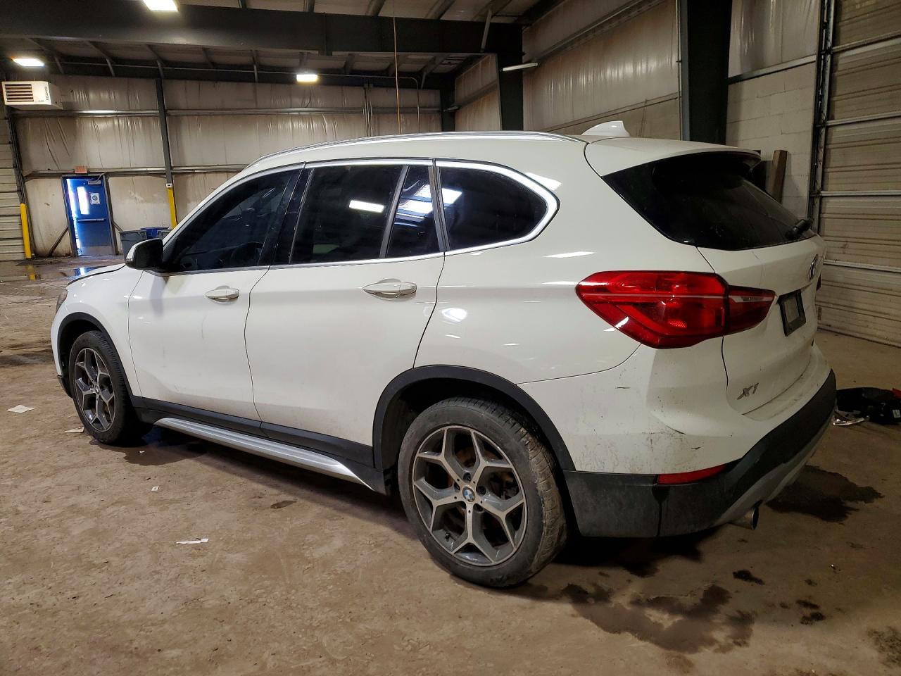 2018 BMW X1 xDrive28I - Фото 2