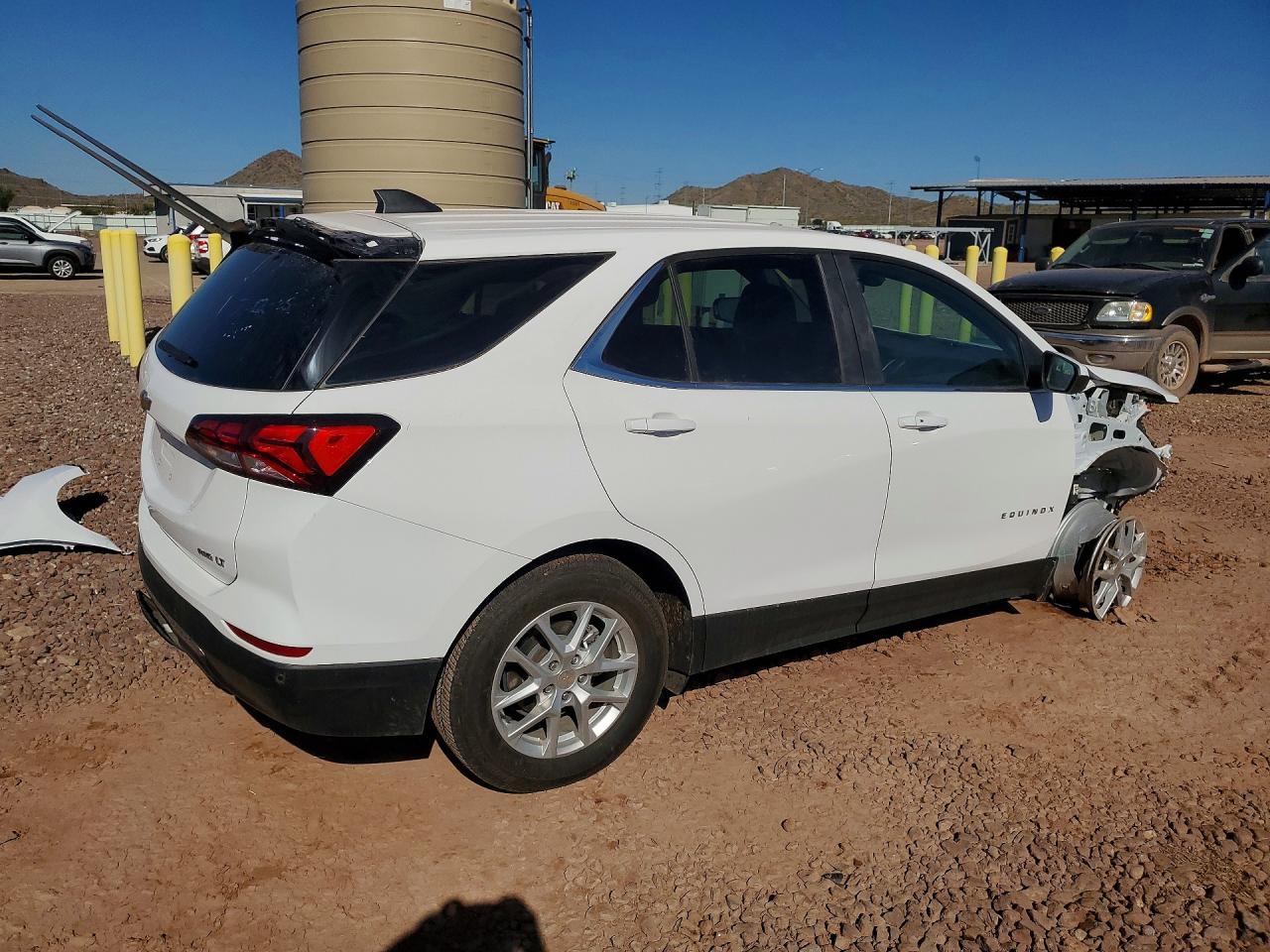 2024 Chevrolet Equinox Lt - Фото 3