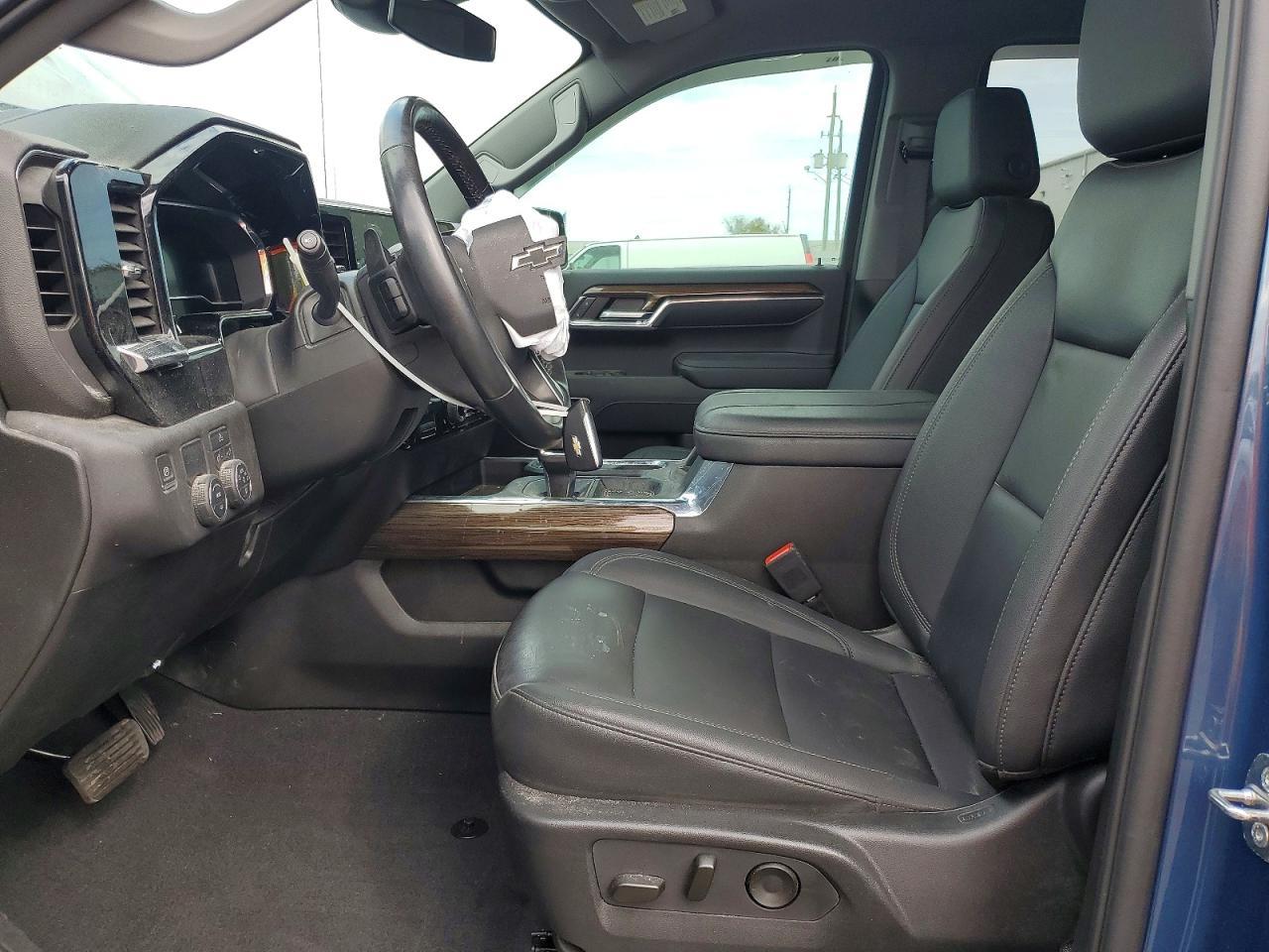 2024 Chevrolet Silverado C1500 Rst - Image 7