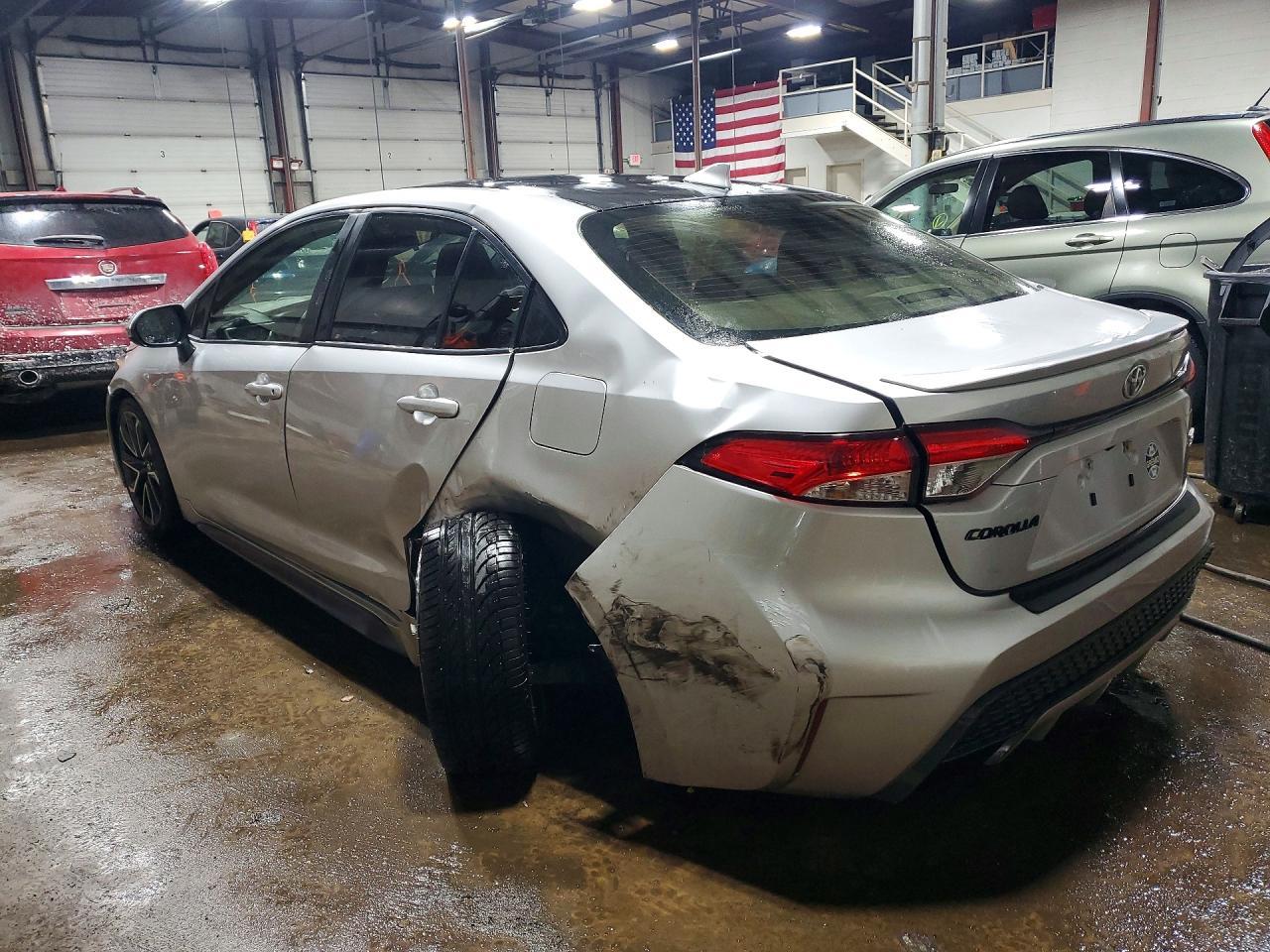 2020 Toyota Corolla Se - Image 2