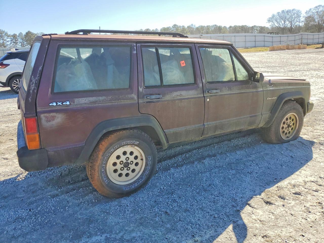 1992 Jeep Cherokee Sport - Фото 3